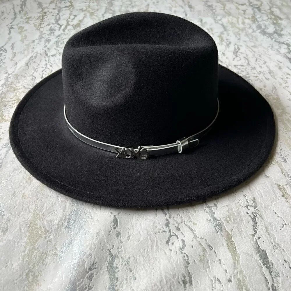 Xoxo Felt hat